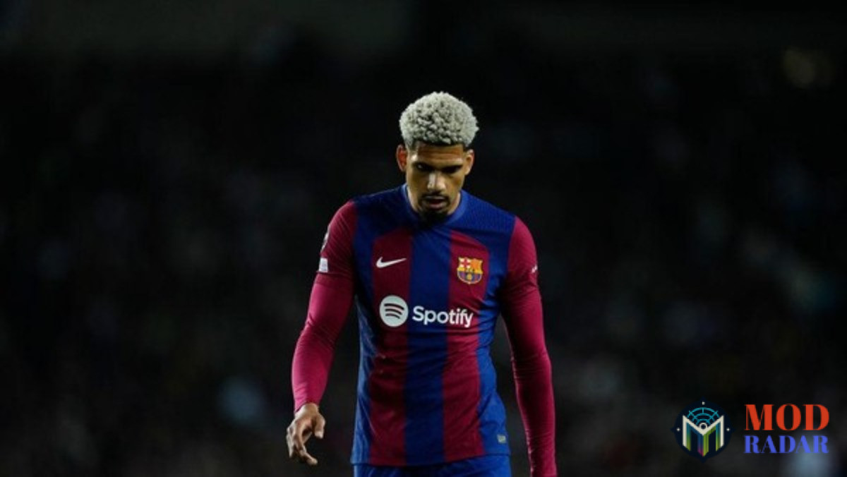 Ronald Araujo bertahan di barcelona